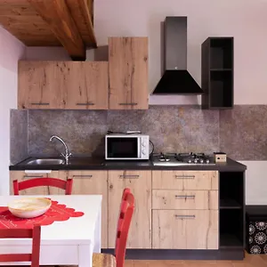 https://appartamento-centro-storico-posada.in-sardinia.net